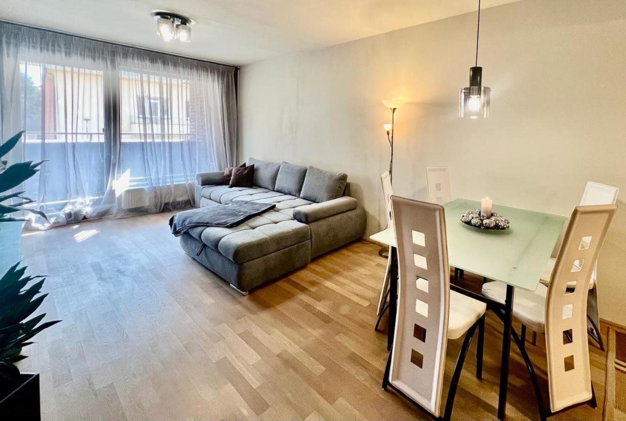 Luxury Apartment In Prague And Free Parking المظهر الخارجي الصورة